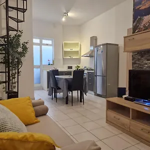 https://modern-sliema-duplex-two-bedroom-apartment.qawrahotelsmalta.org