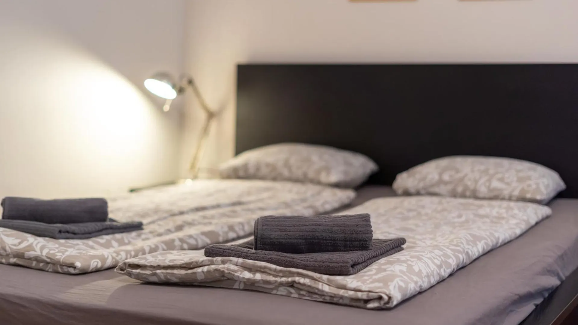 Cozy Apartment In Akacfa Street Budapest